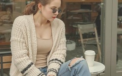 男朋友让我打开腿被他摸